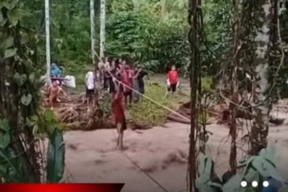 Fakta di Balik Video Warga Terjebak Banjir, Camat Teluk Betung Timur Beri Klarifikasi, Sumber: KBNI NEWS